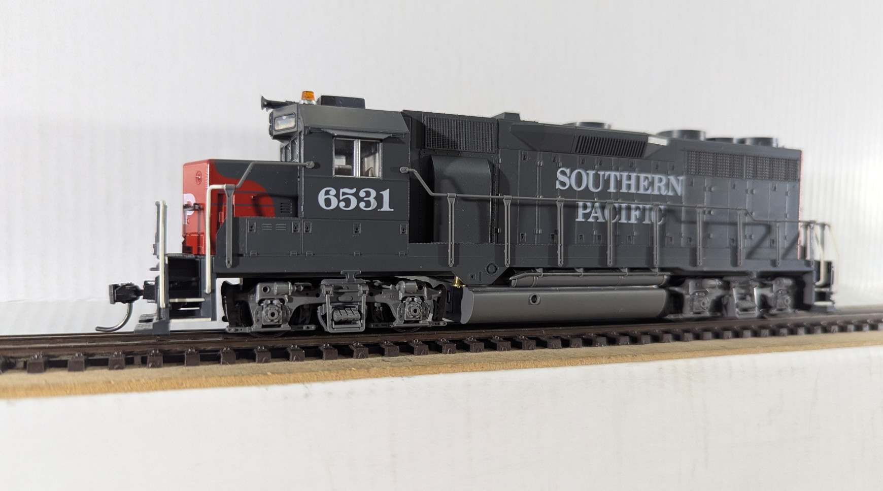 LD Kato GP35 6531 - H0 (1:87)